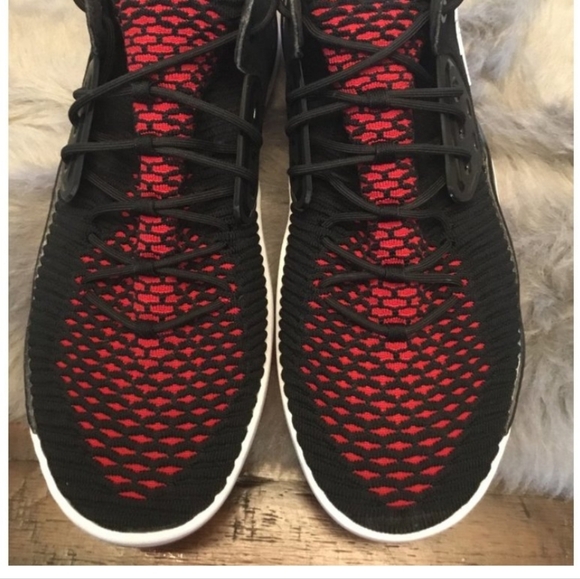 Men Jordan Shoes - Picture 5 of 5